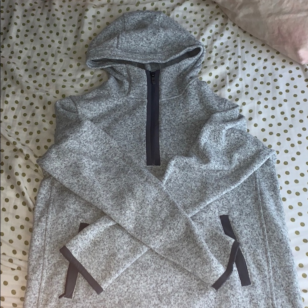 Lululemon Grey Half Zip Pull Over